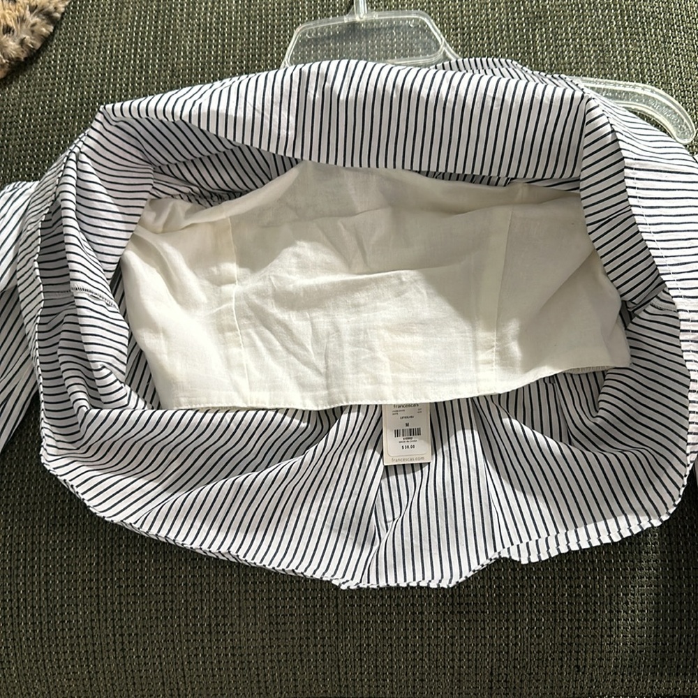 Francesca’s Top - Picture 3 of 7